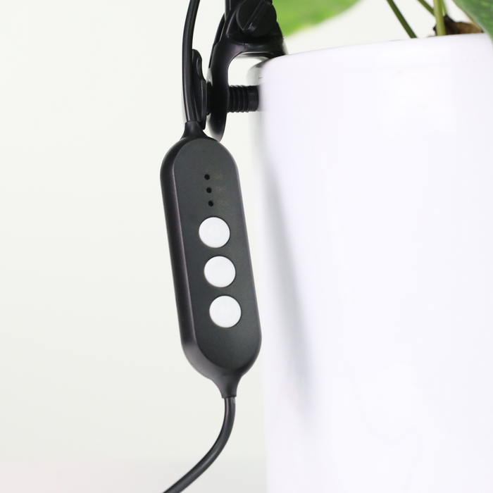 Lampe LED réglable pour plantes. 